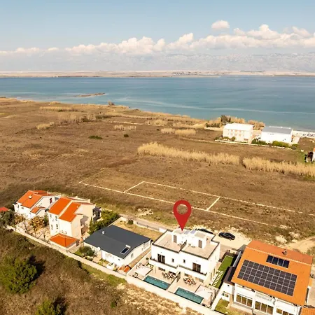 Seaview Mar With Pool, Jacuzzi And Sauna Willa