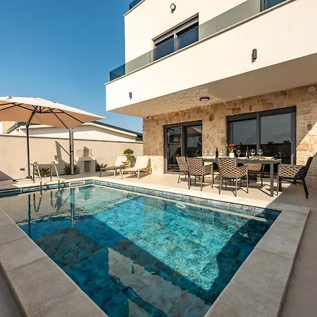 Seaview Mar With Pool, Jacuzzi And Sauna Willa *