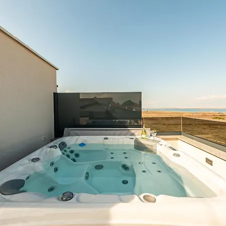 Seaview Mar With Pool, Jacuzzi And Sauna * Privlaka (Zadar)