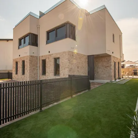 Willa Seaview Mar With Pool, Jacuzzi And Sauna *